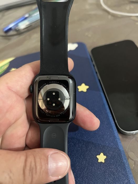 Apple Watch 8 series. 45 mm