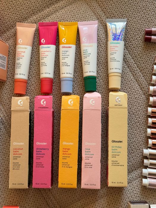 НОВО балсами и маски за устни Tarte, Laneige, Tatcha, Glossier