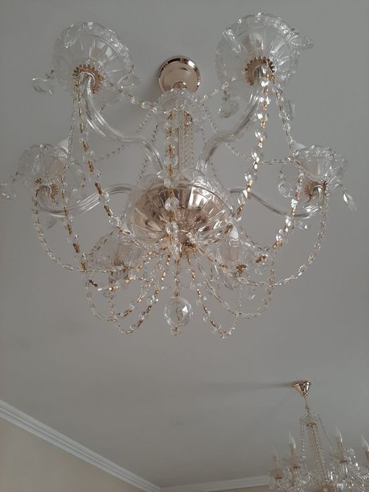 Продам люстру в хорошем состоянии