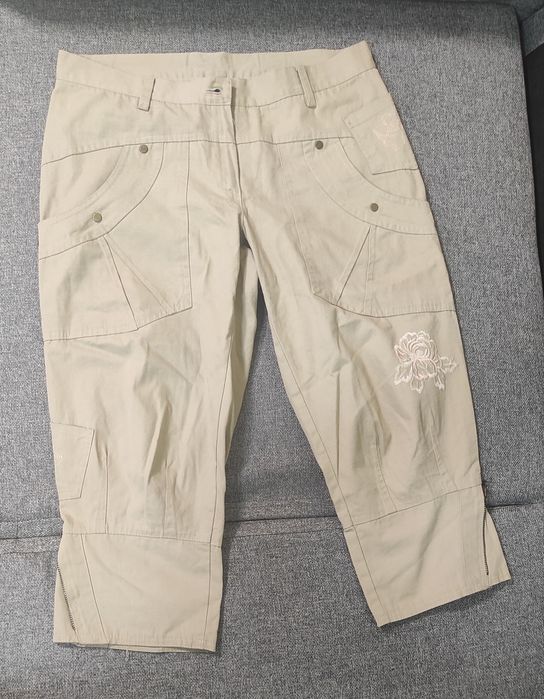 Бежов панталон размер м