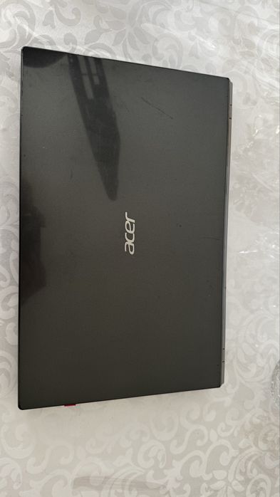 Ноутбук Acer продаю срочно