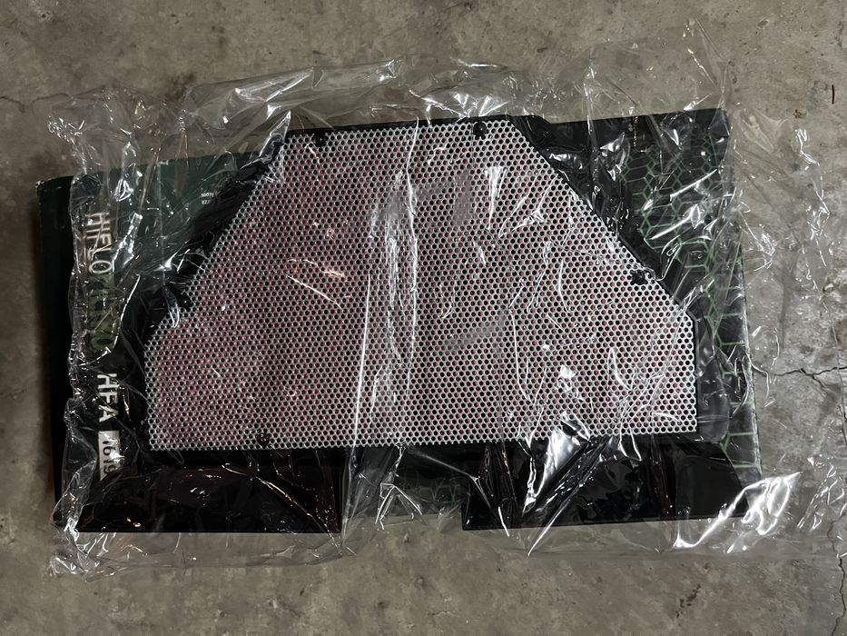 HifloFiltro HFA1619 – Чисто нов въздушен филтър за Honda CBR600