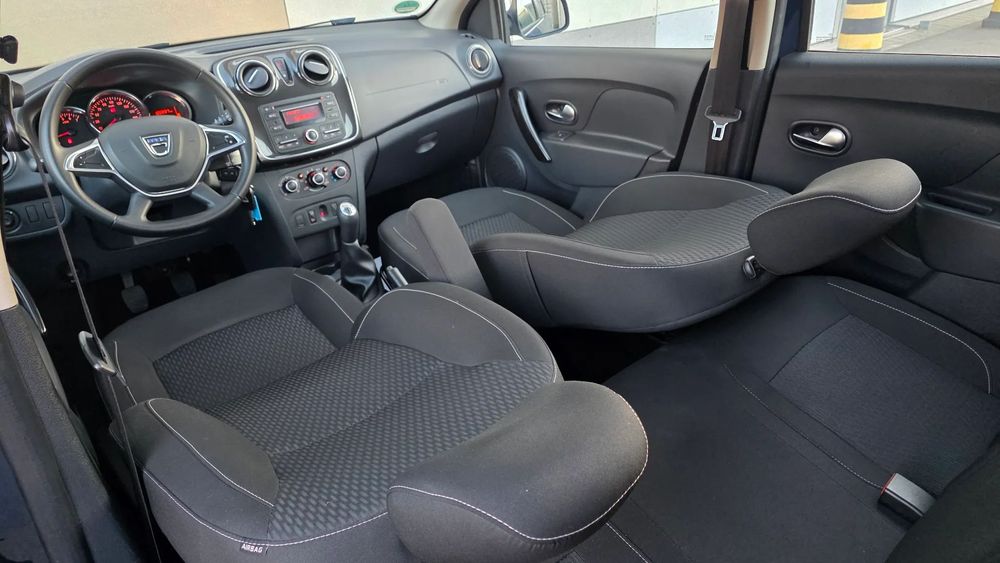 Dacia Sandero 1.0SCe 2019 Clima Geamuri electrice DayLight Led Tempomat BC Bluetooth