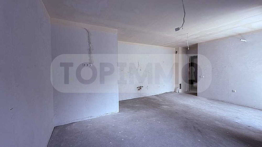 Продава се Тристаен апартамент в Варна, Център - 85 кв.м за 2460 €/кв.м - Снимка #6