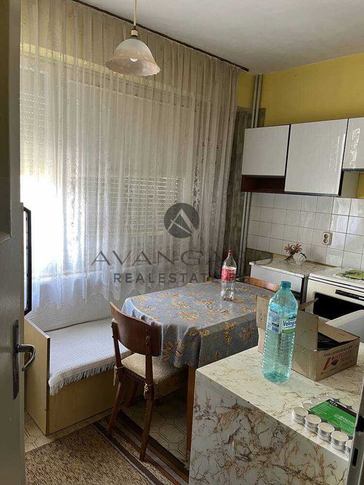 Продава се Двустаен апартамент в Пловдив, Изгрев - 50 кв.м за 1100 €/кв.м - Снимка #2