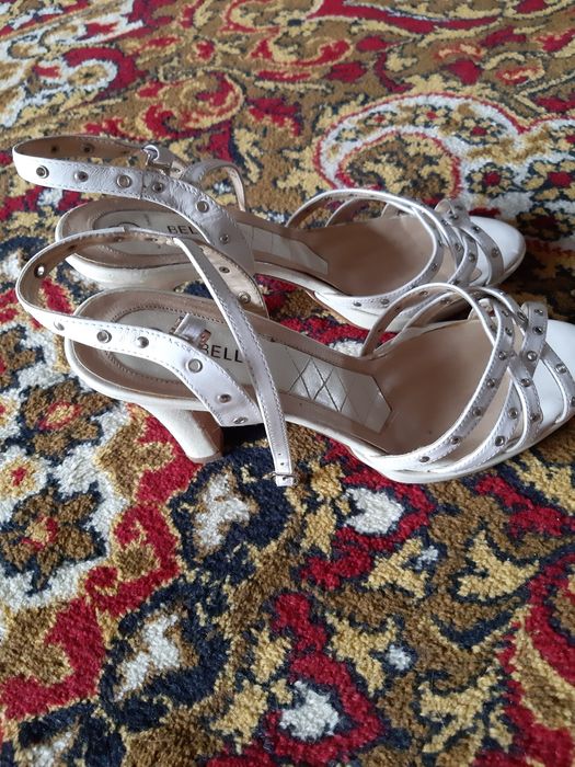 Обувь женская размер 38-40.