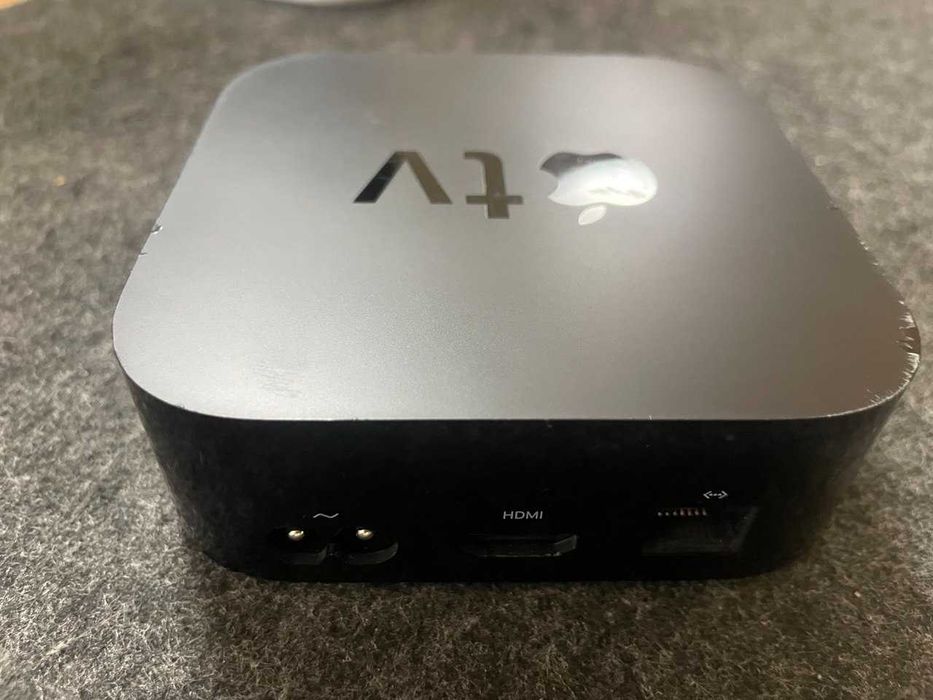 Продам Apple TV 4K HDR 64Gb