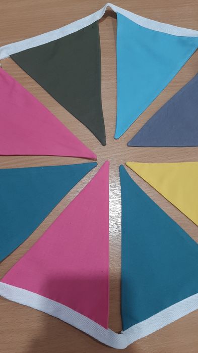 Флажки тканевые.