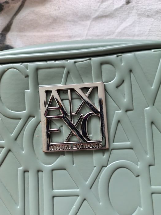 Чанта през рамо на armani ex