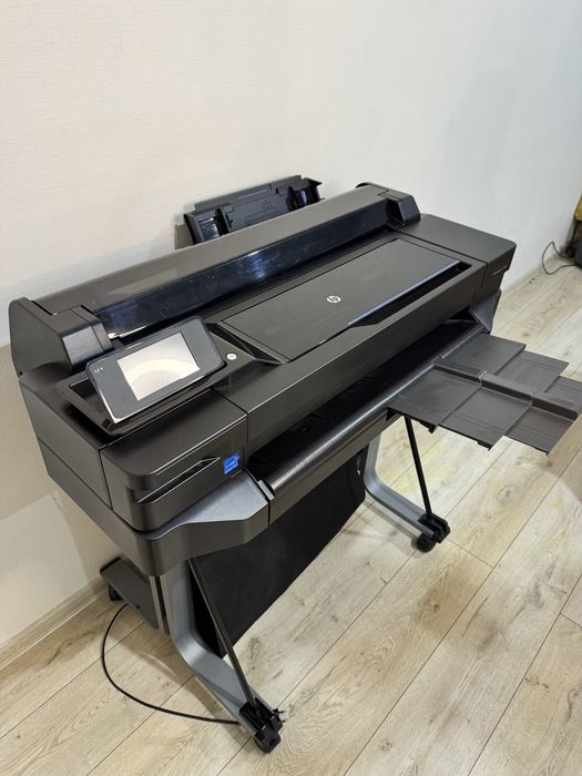 Плоттер HP DesignJet T520 A1
