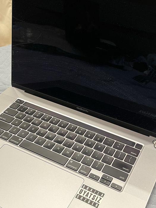 Мощный MacBook Pro 16” (2019) i9 / 16GB / видеокарта / как новый