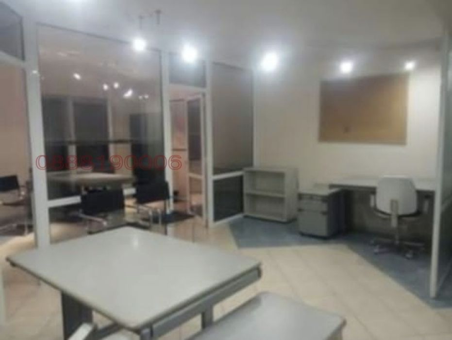 Дава се под наем Офис в ж.Зоопарк - 73 кв.м за 498.27 € - Снимка #2