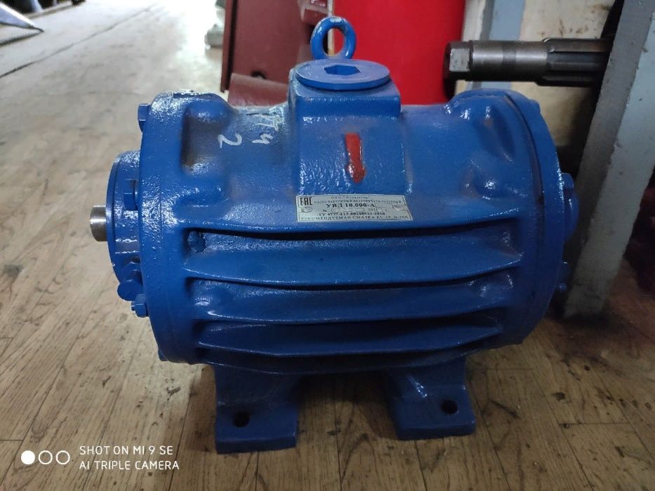 Продам вакуумный насос УВД 10 000, 20 000