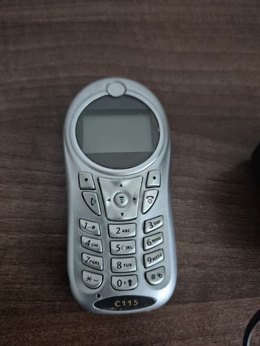 MOTOROLA C115,  pentru colecționari