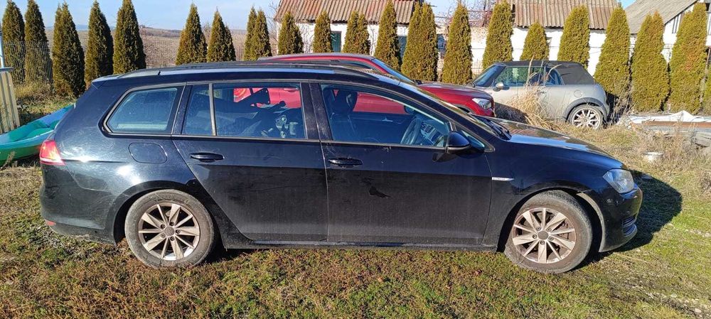 Dezmembrez VW Golf 7 1.6TDI Bluemotion 2015