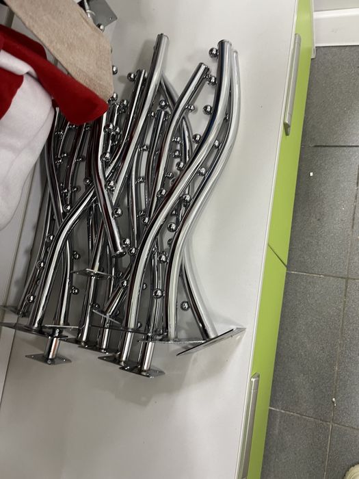 Продам кронштейн