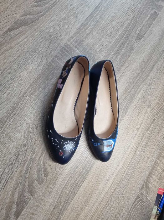 Balerini din piele pictati manual, marime 37