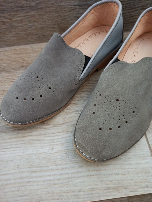 Ниски обувки от естествена кожа и велур