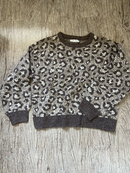 Пуловер с щампа