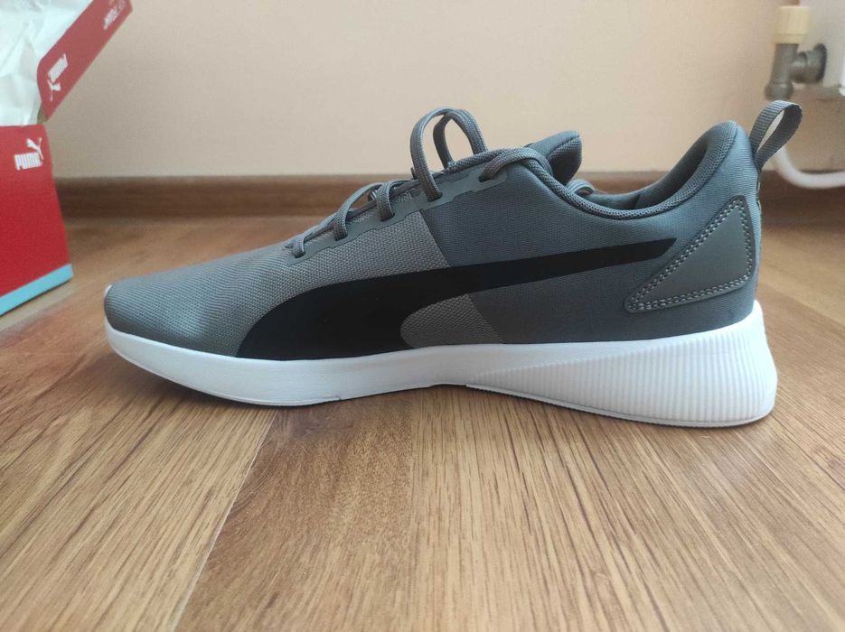 Мъжки маратонки - PUMA (Размер 45) (нови)
