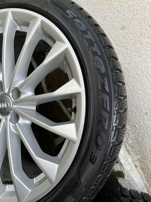 Оригинални джанти audi 19 -ки със зимни гуми