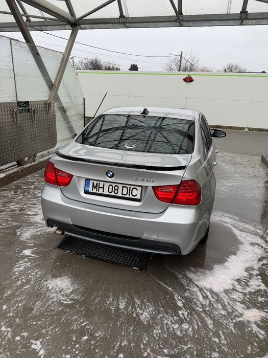 Vând BMW e90 Volan pe dreapta
