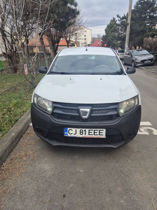 Vând Dacia Logan 2