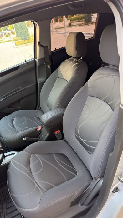 Spark sotiladi 2011 yil 179000 km Aftamat