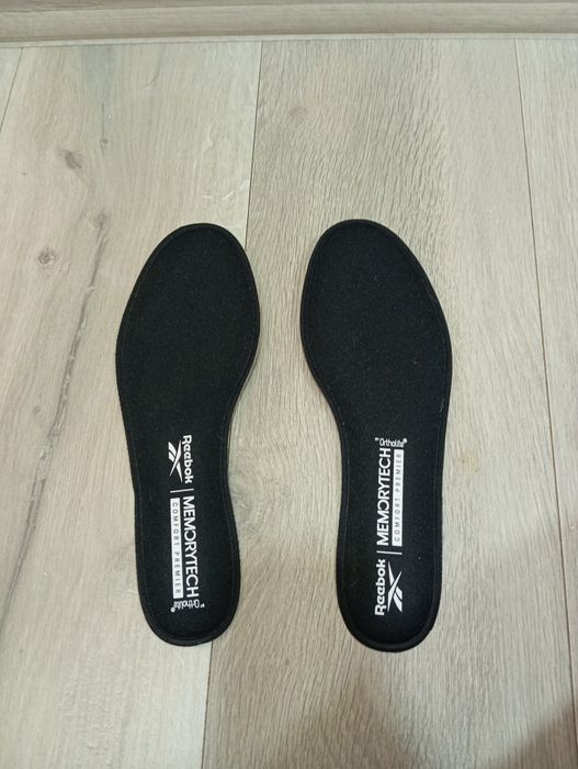 Маратонки  reebok memory tech comfort premier