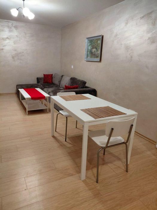 Едностаен апартамент в ж.к. Дружба 2.