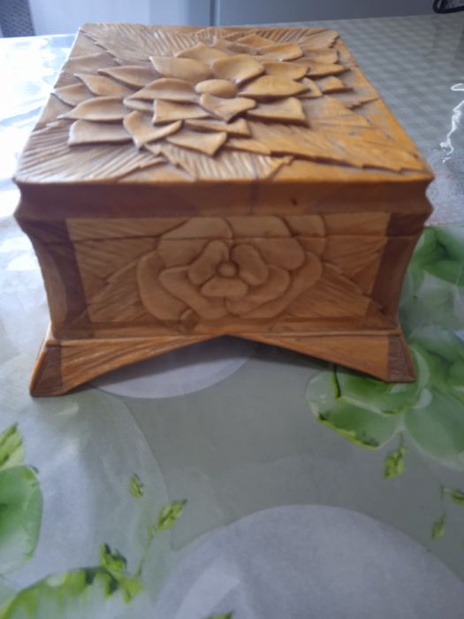 Шкатулка резная!
