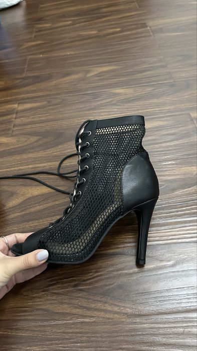 Продаются Хилсы 37 размер