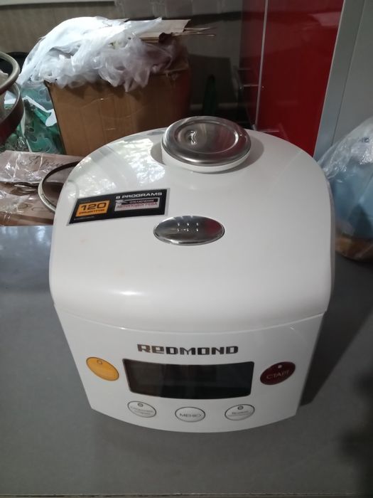 Продам мультиварку redmond