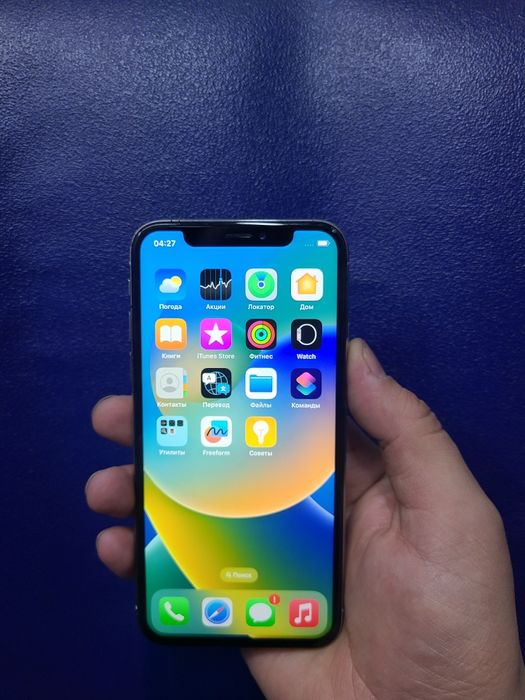 Продам IPhone x срочно