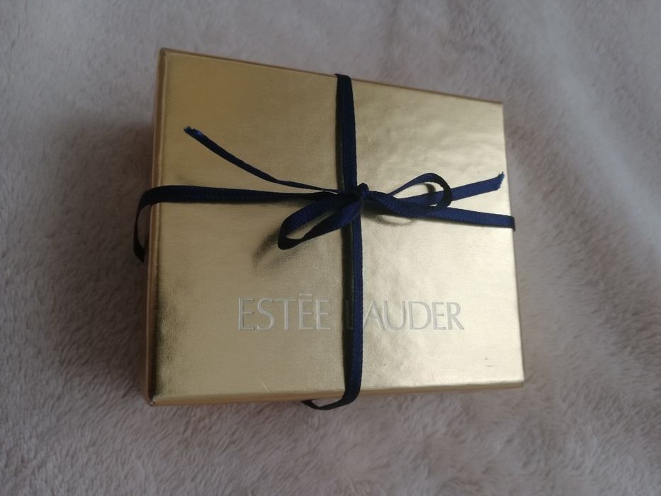ESTEE LAUDER  транслусентна пудра