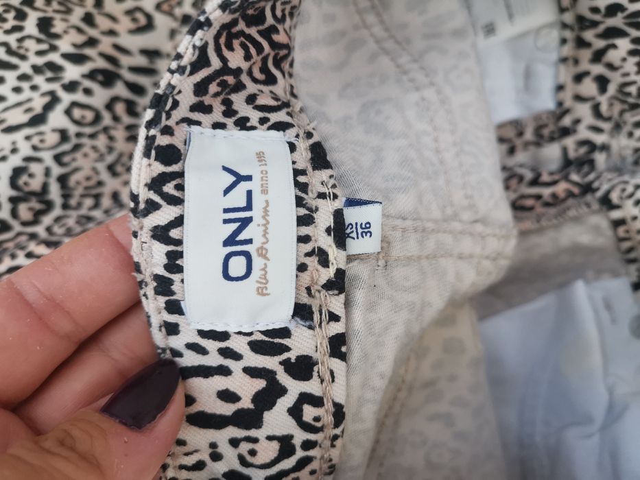 Pantaloni material blugi