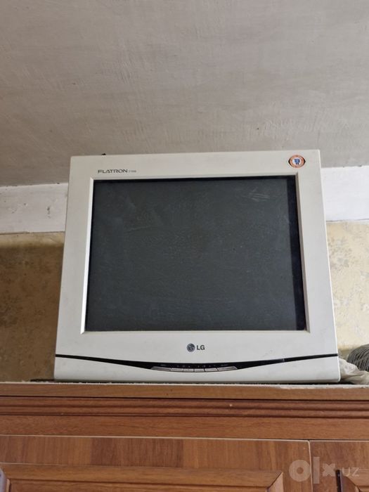 LG komputer monitor, CRT-монитор LG Flatron