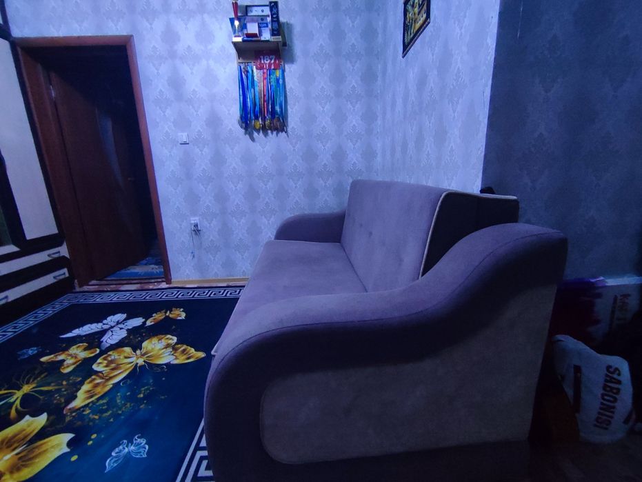 Продам диван в хорошем состоянии