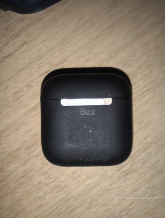 AirPods не работающие