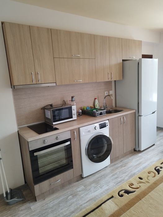 Дава се под наем Тристаен апартамент в Плевен, Идеален център - 60 кв.м за 408 € - Снимка #10