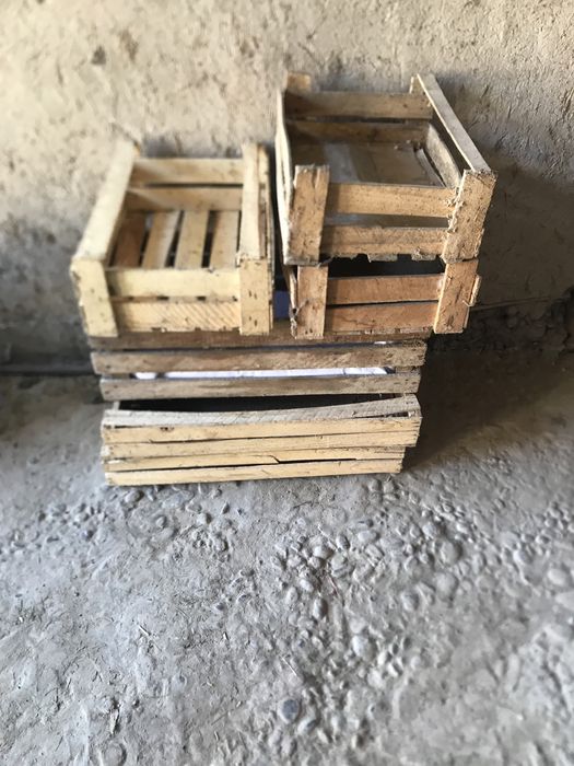 Yashiklar bor plasmasali yogochli sotiladi