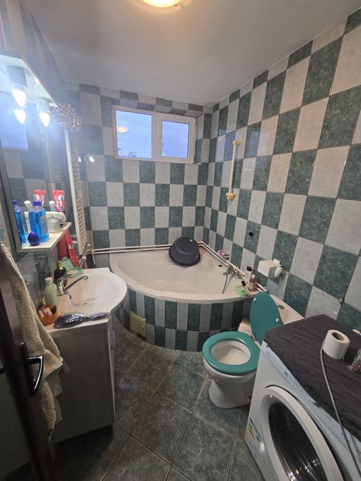 Vând apartament 2 camere Nicolae Bălcescu Constanta