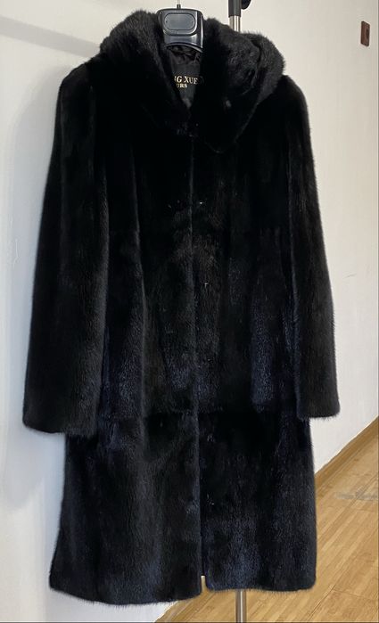 Продам шубу норковую