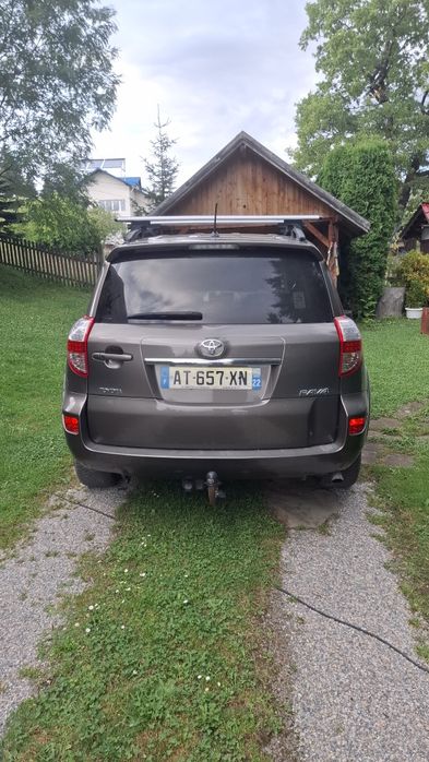 TOYOTA RAV4 2010 — imagine 3