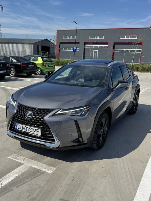Vand Lexus Seria UX 250h