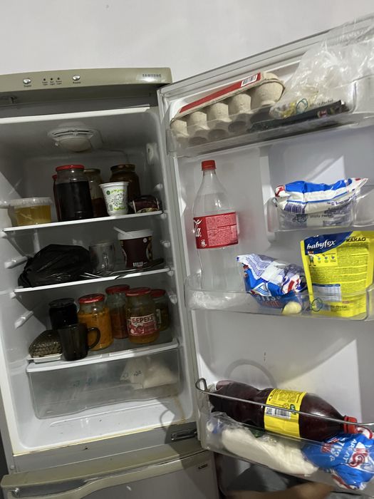 Холодильник сатылады срочна