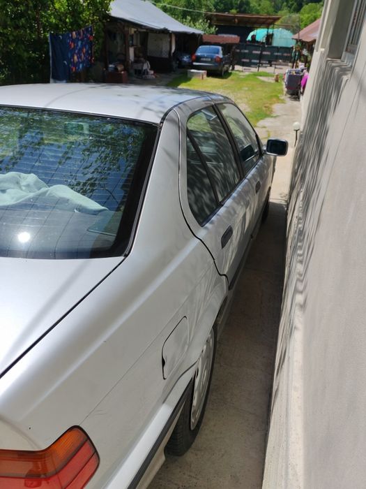 Vând BMW e36 318i 1992