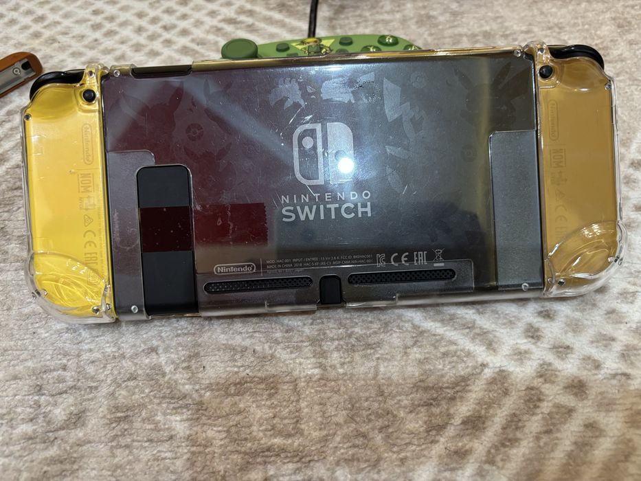 Nintendo Switch Let’s Go Eevee Limited Edition