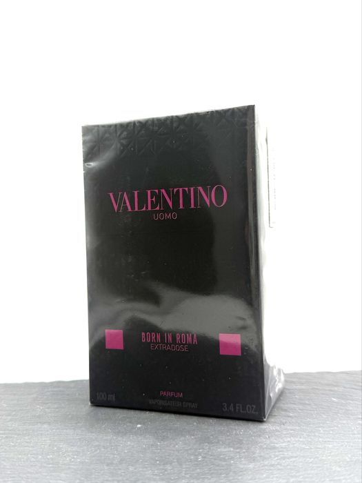 Valentino born in Roma Extradose
