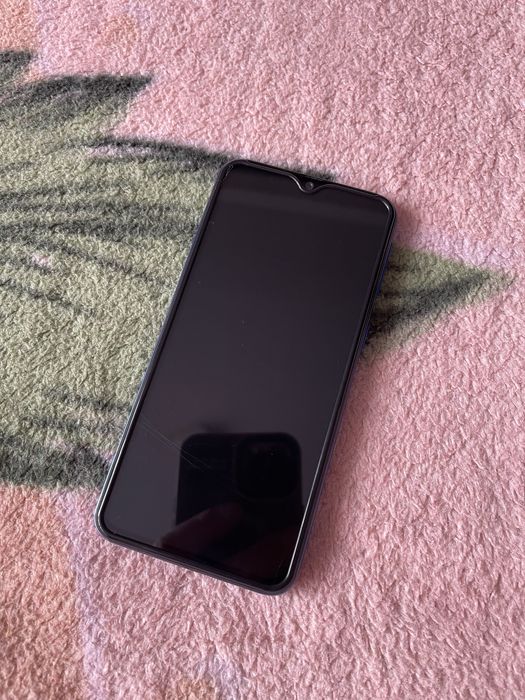 Продам самсунг а40 на 64 гб